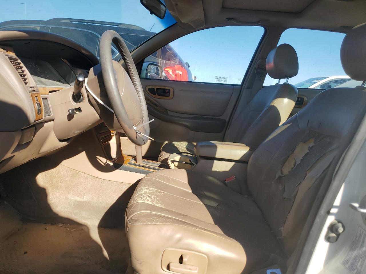 1997 Toyota Avalon - Image 7