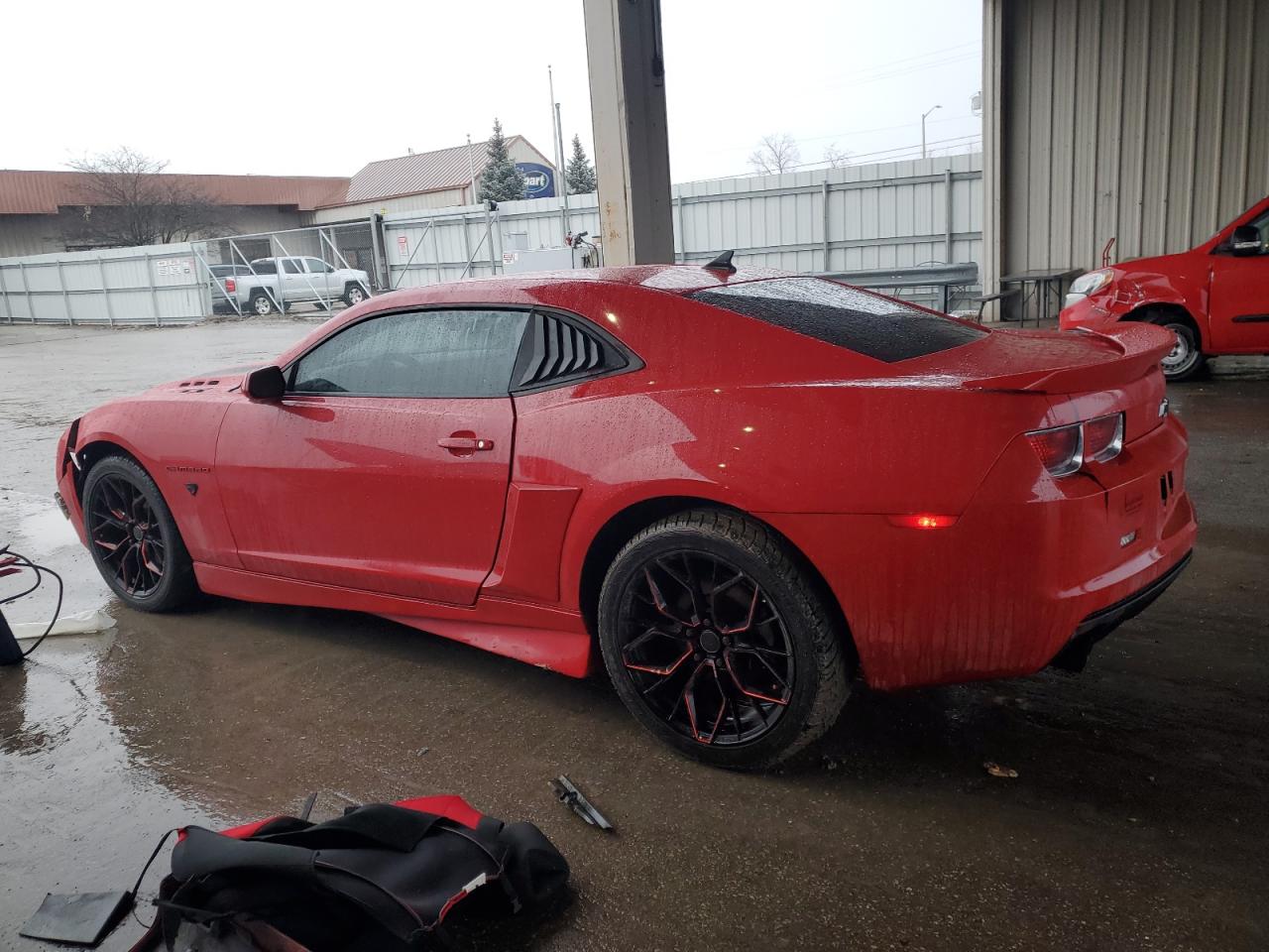 2011 Chevrolet Camaro - Image 2