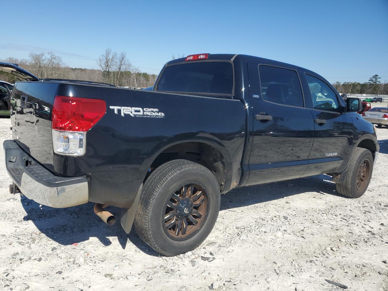 2010 Toyota Tundra - Image 3