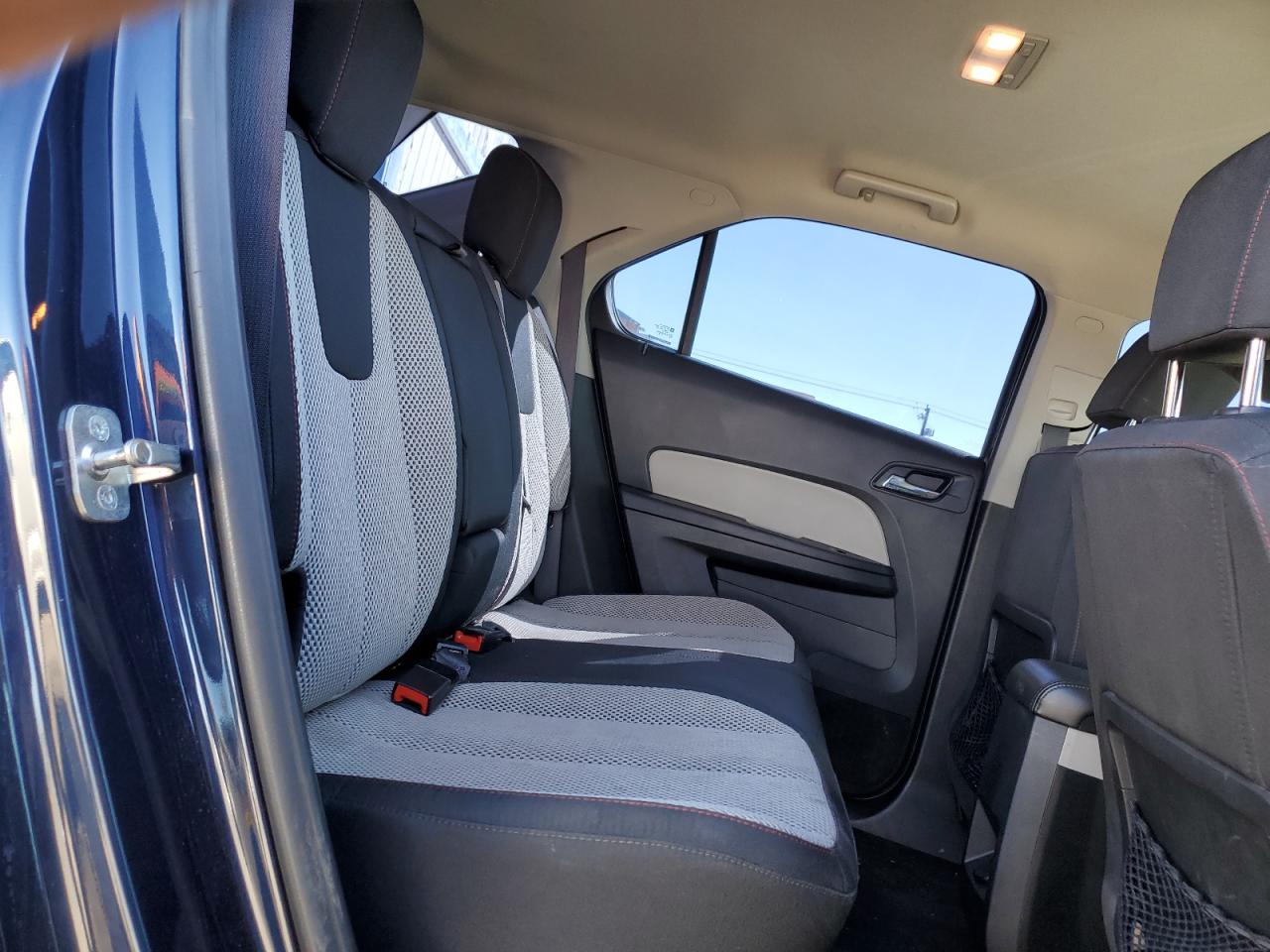 2017 Chevrolet Equinox - Image 11