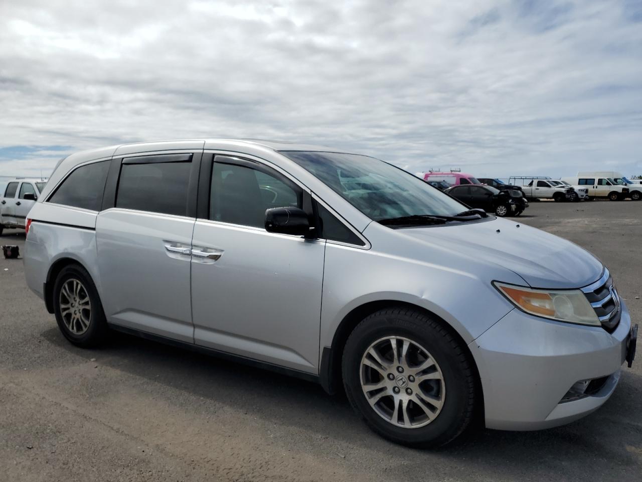 2012 Honda Odyssey - Image 4