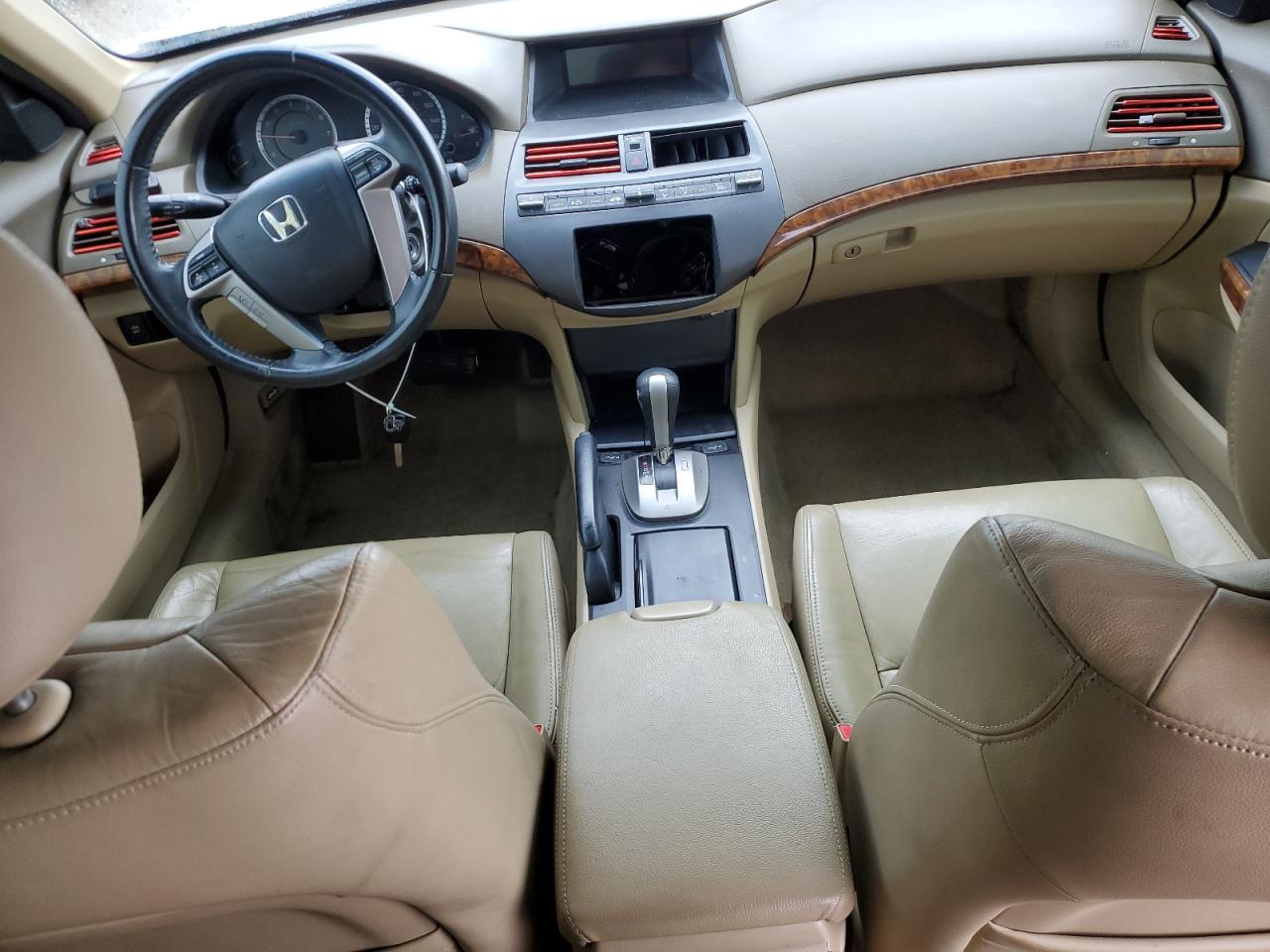 2010 Honda Accord - Image 8