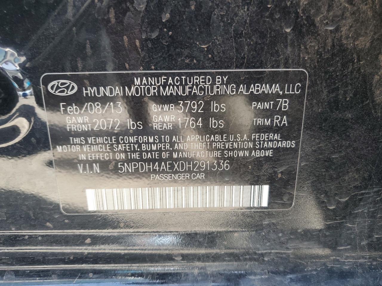 2013 Hyundai Elantra - Image 13