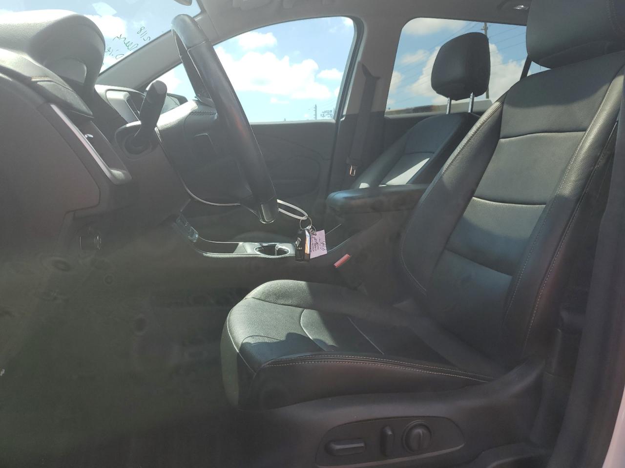 2020 GMC Terrain - Image 7