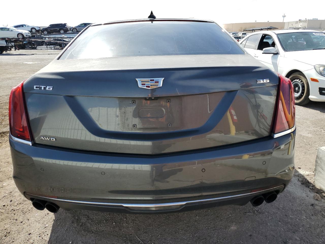 2017 Cadillac CT6 - Image 6