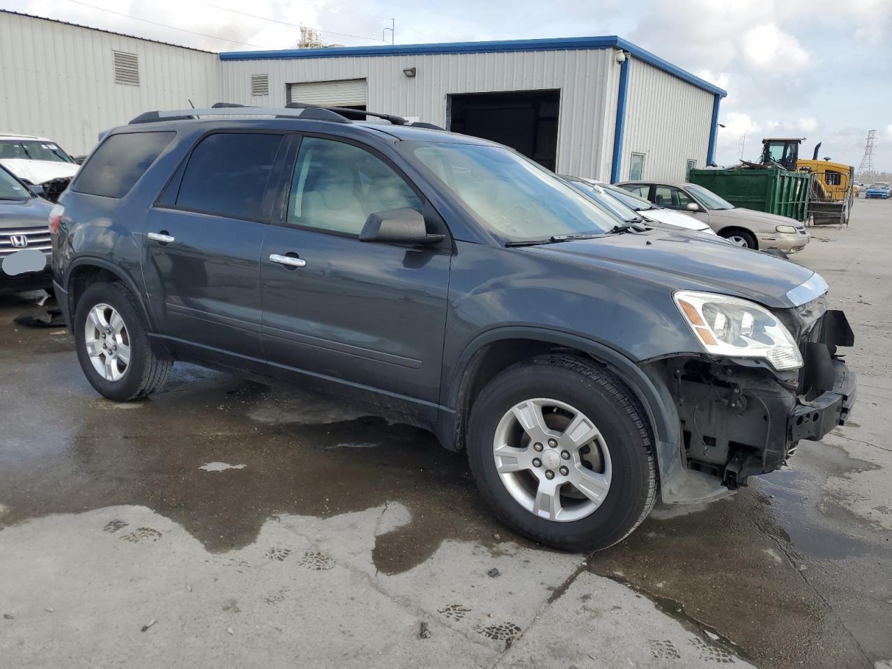 2011 GMC Acadia - Image 4
