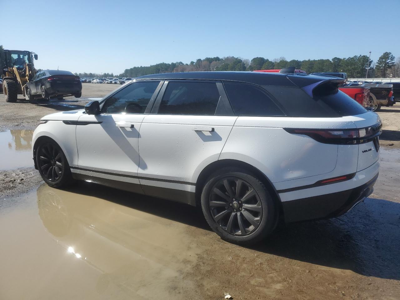 2018 Land Rover Range Rover - Image 2