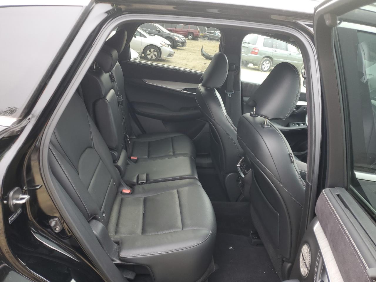2019 Infiniti QX50 - Image 11