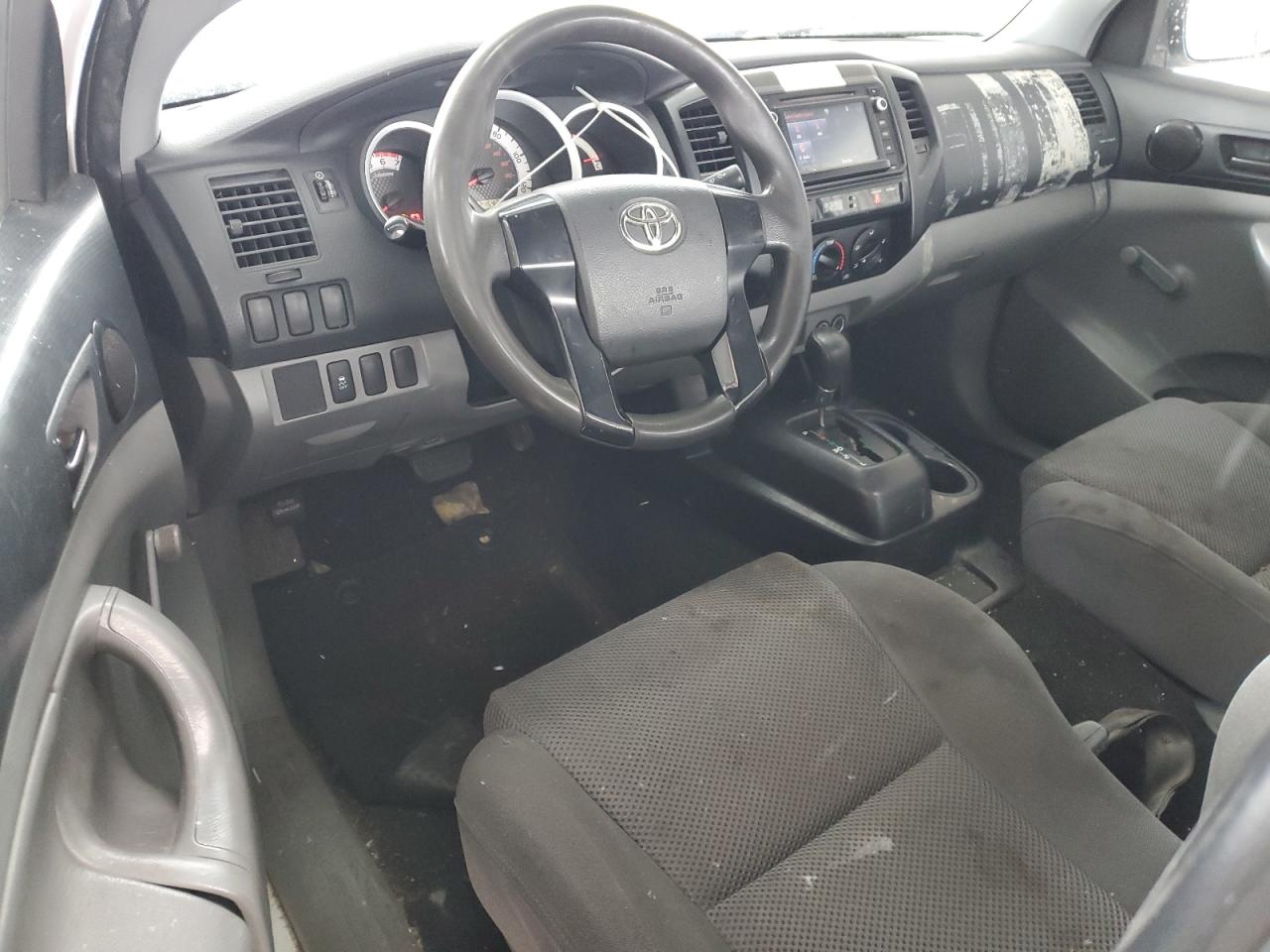 2014 Toyota Tacoma - Image 8