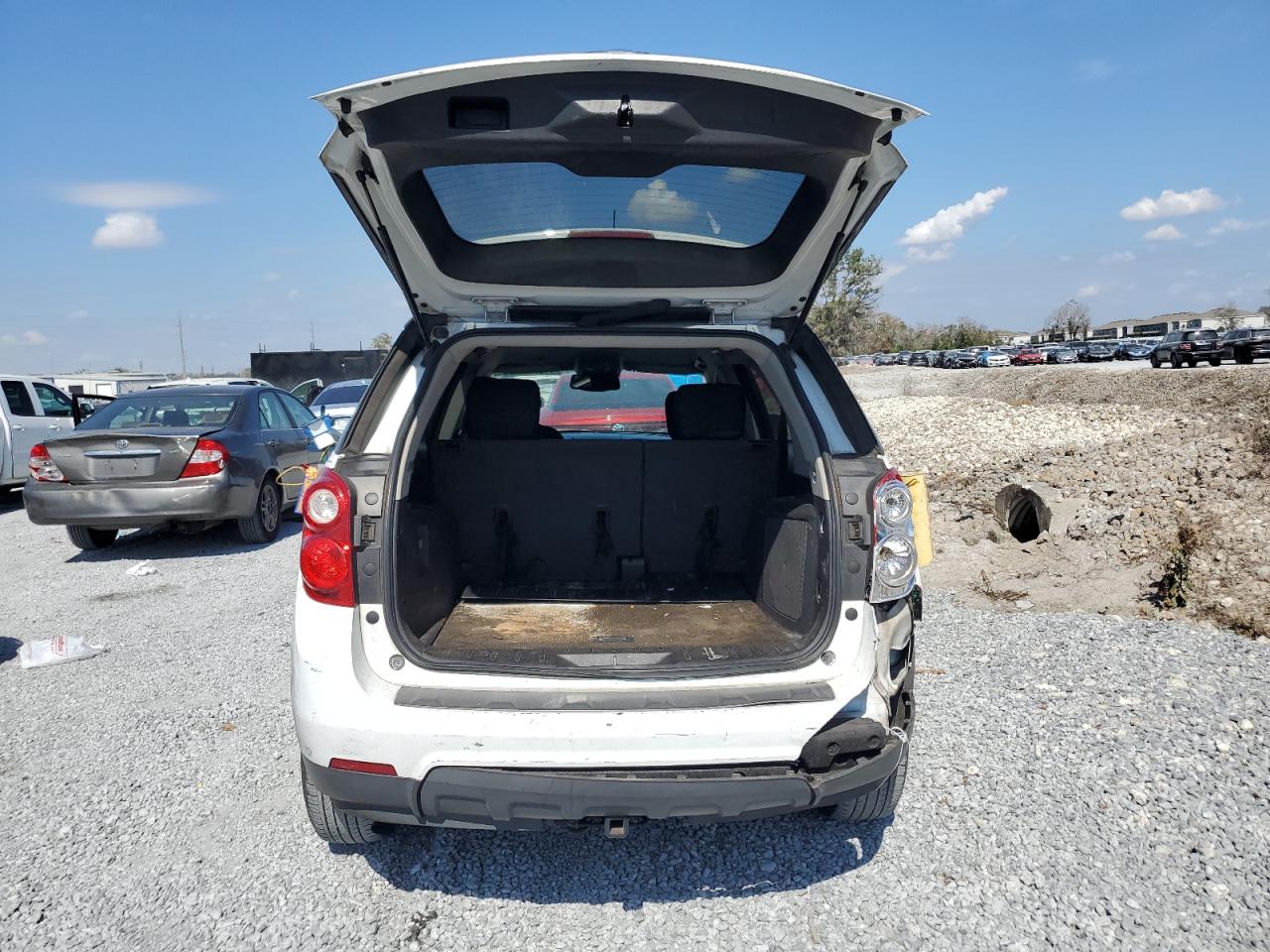 2011 Chevrolet Equinox - Image 6
