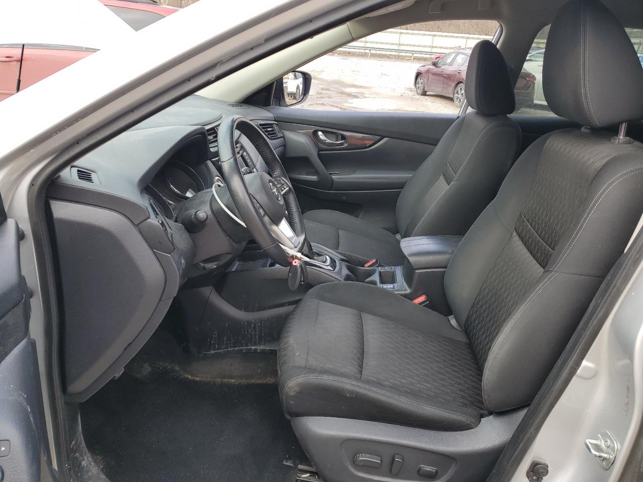 2019 Nissan Rogue - Image 7