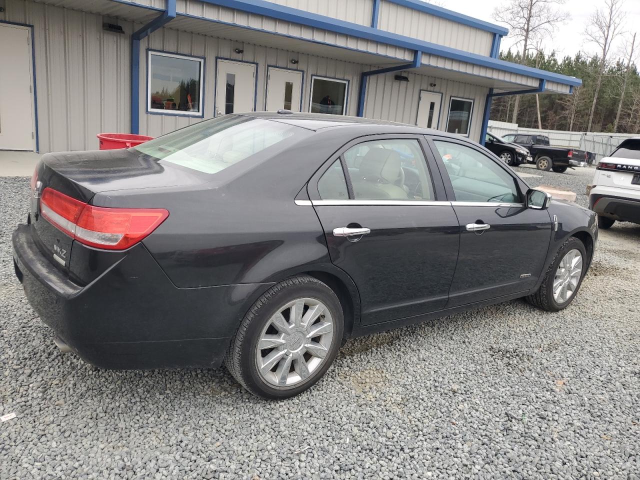 2012 Lincoln MKZ - Image 3