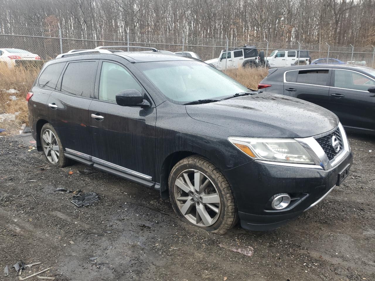2015 Nissan Pathfinder - Image 4