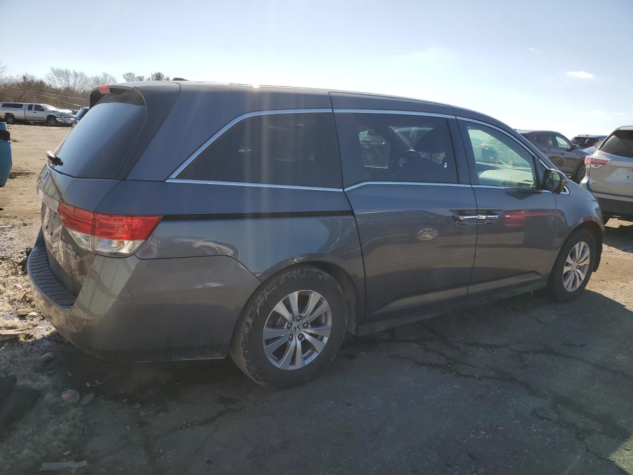 2016 Honda Odyssey - Image 3