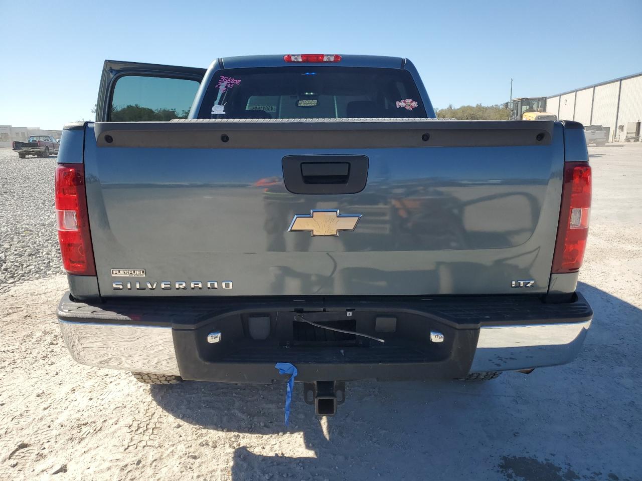 2010 Chevrolet Silverado - Image 6