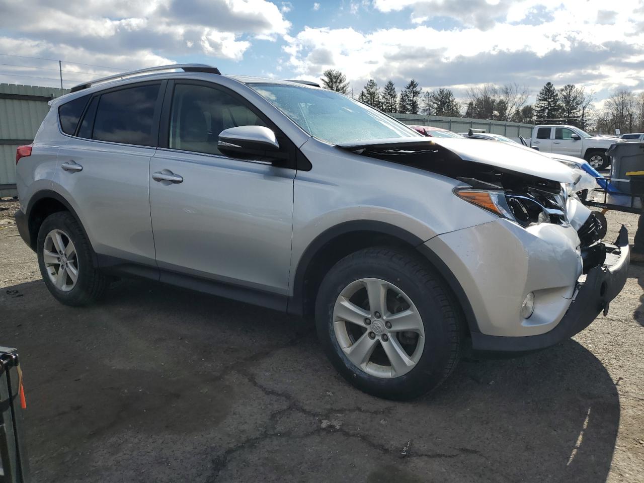 2013 Toyota RAV 4 - Image 4