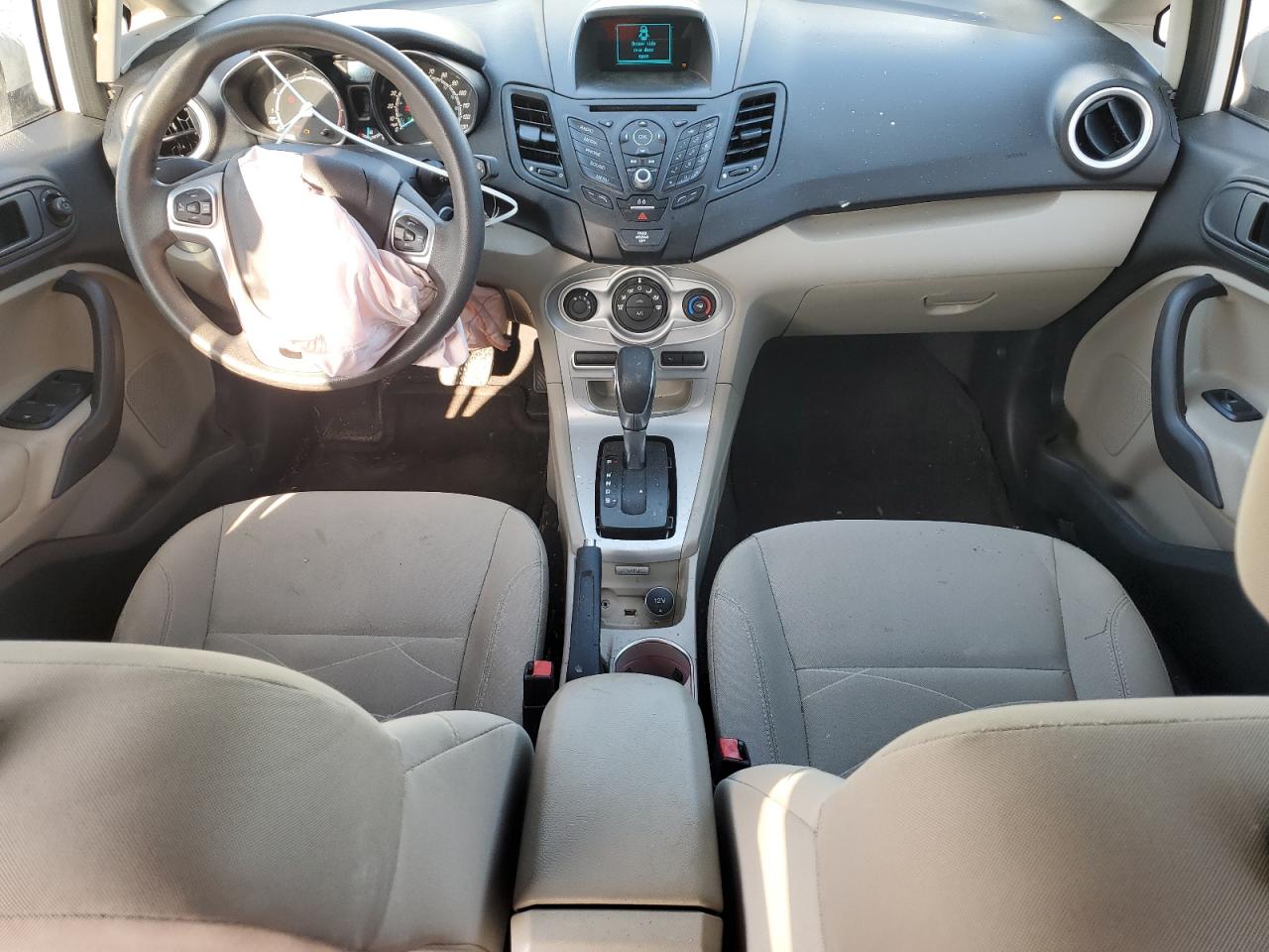 2017 Ford Fiesta - Image 8