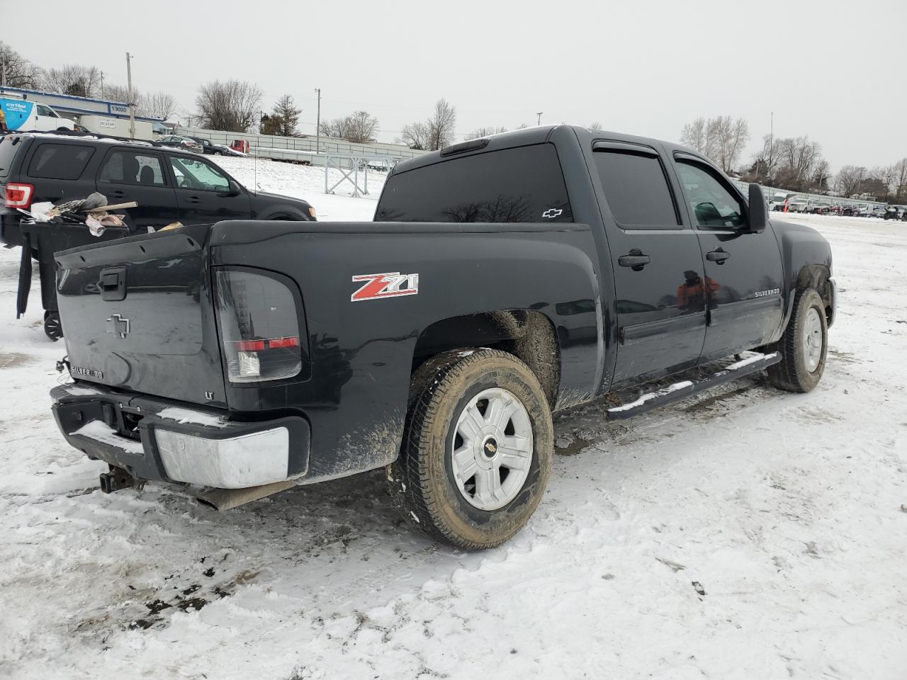 2012 Chevrolet Silverado - Image 3