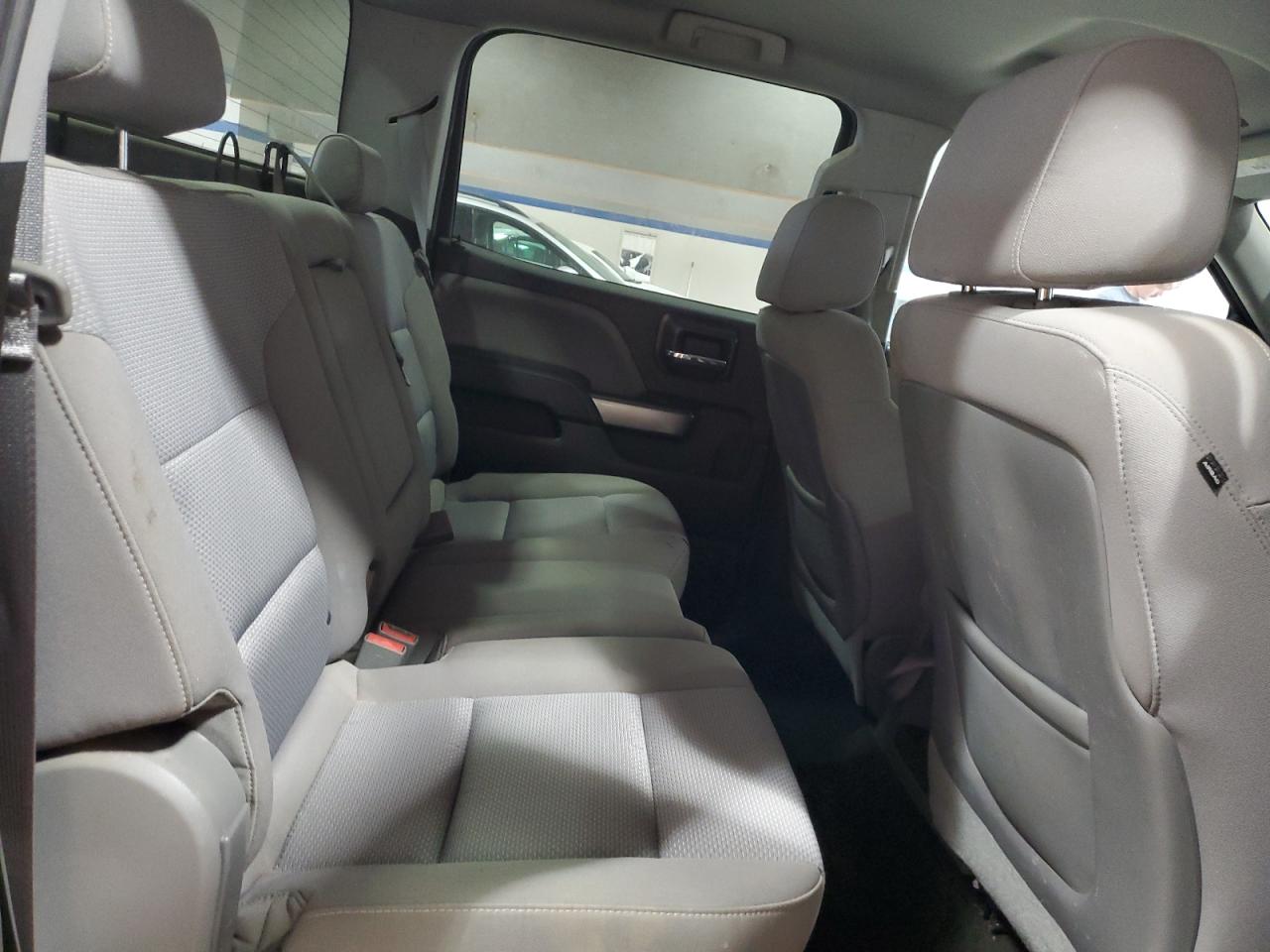 2014 Chevrolet Silverado - Image 10