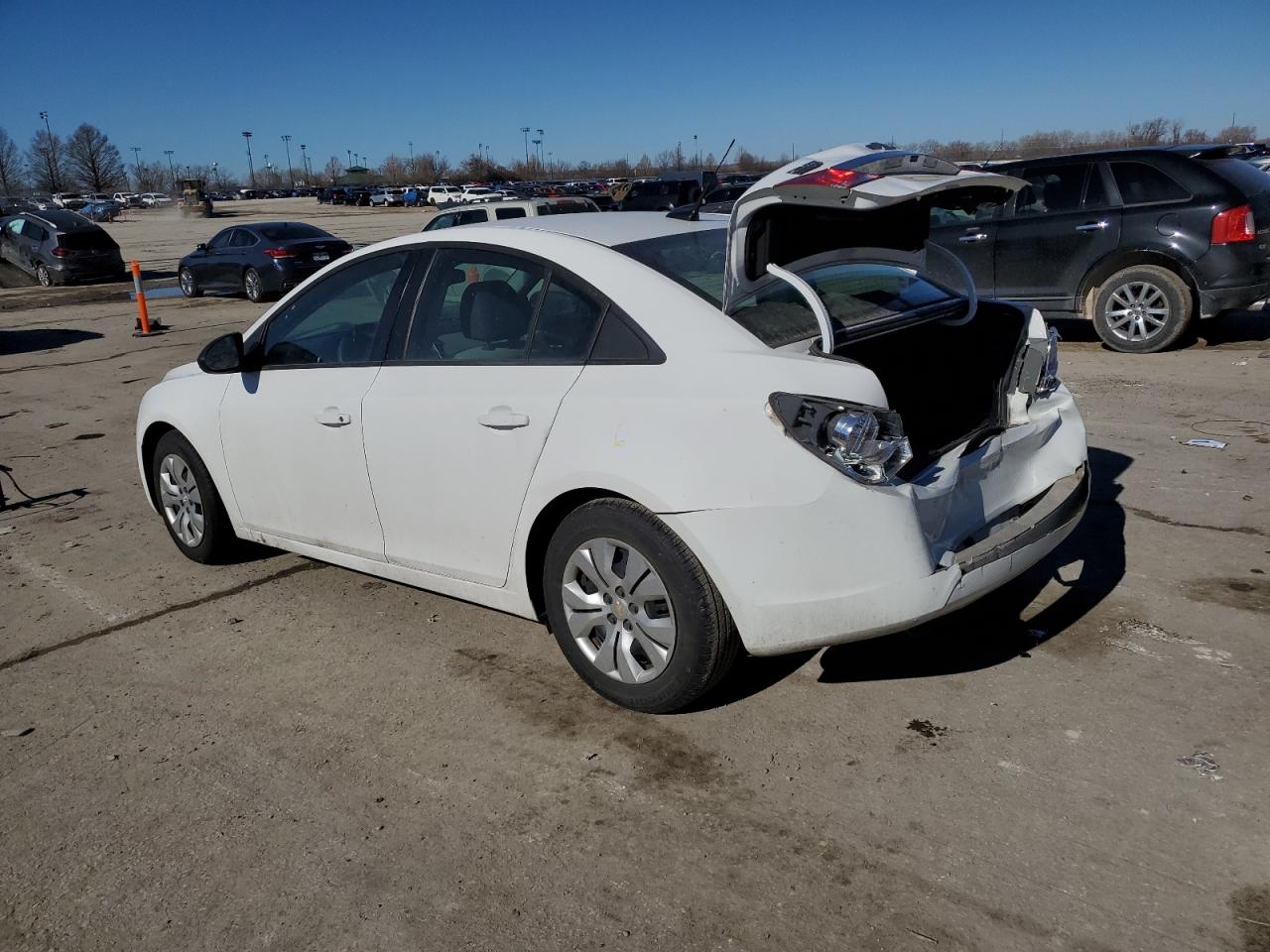 2014 Chevrolet Cruze - Image 2