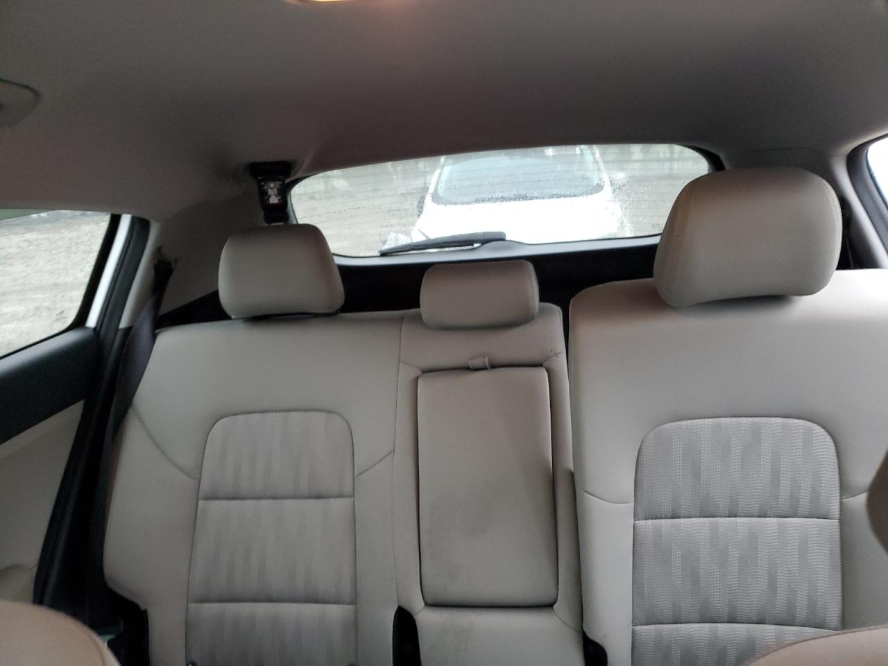 2021 Kia Sportage - Image 10