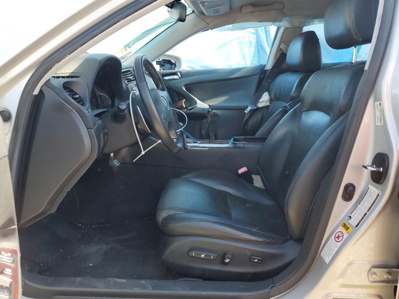 2006 Lexus IS - Image 7