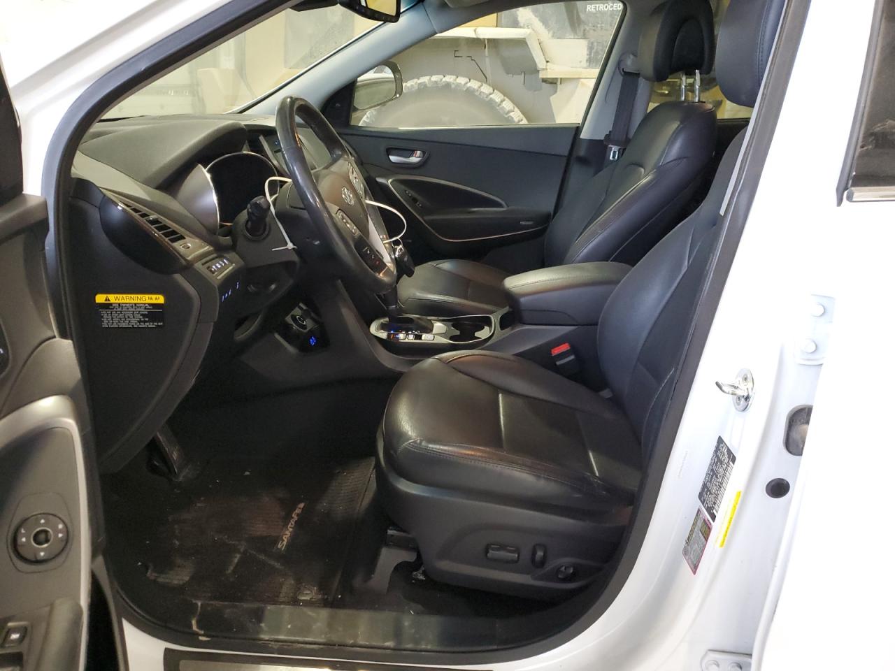 2017 Hyundai Santa Fe - Image 7
