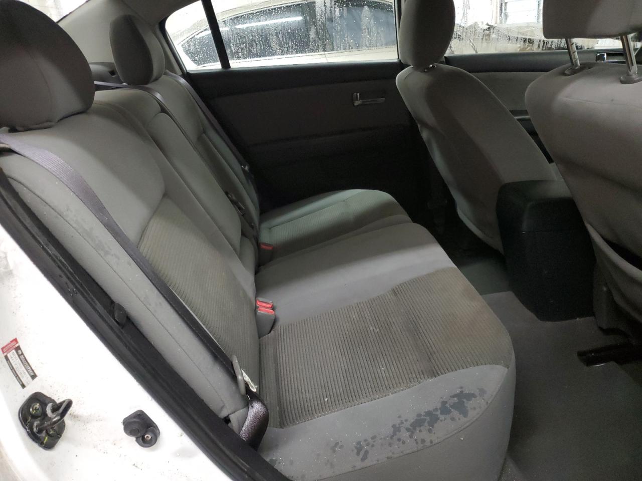 2012 Nissan Sentra - Image 10
