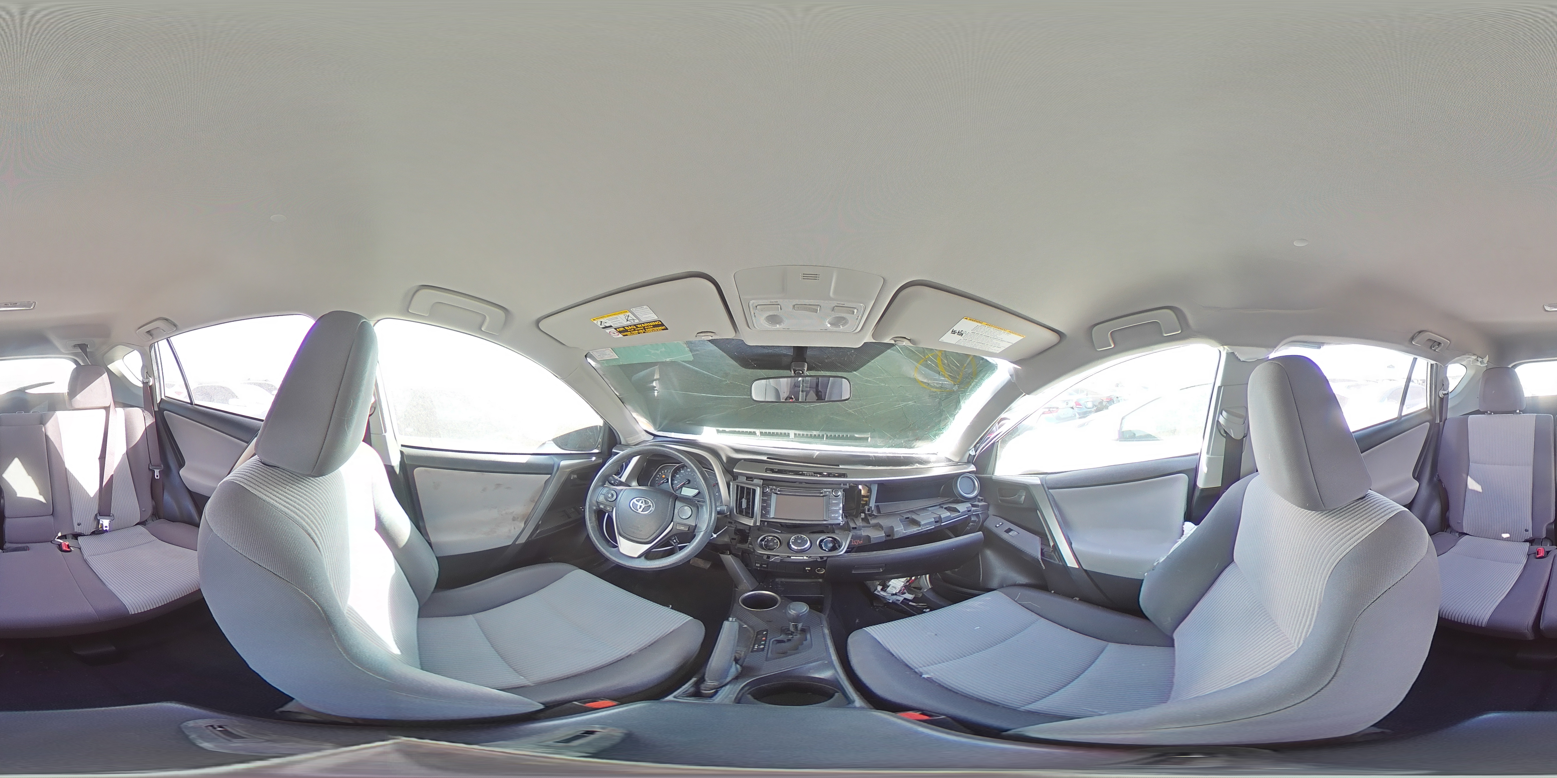 2015 Toyota RAV 4 - Image 12