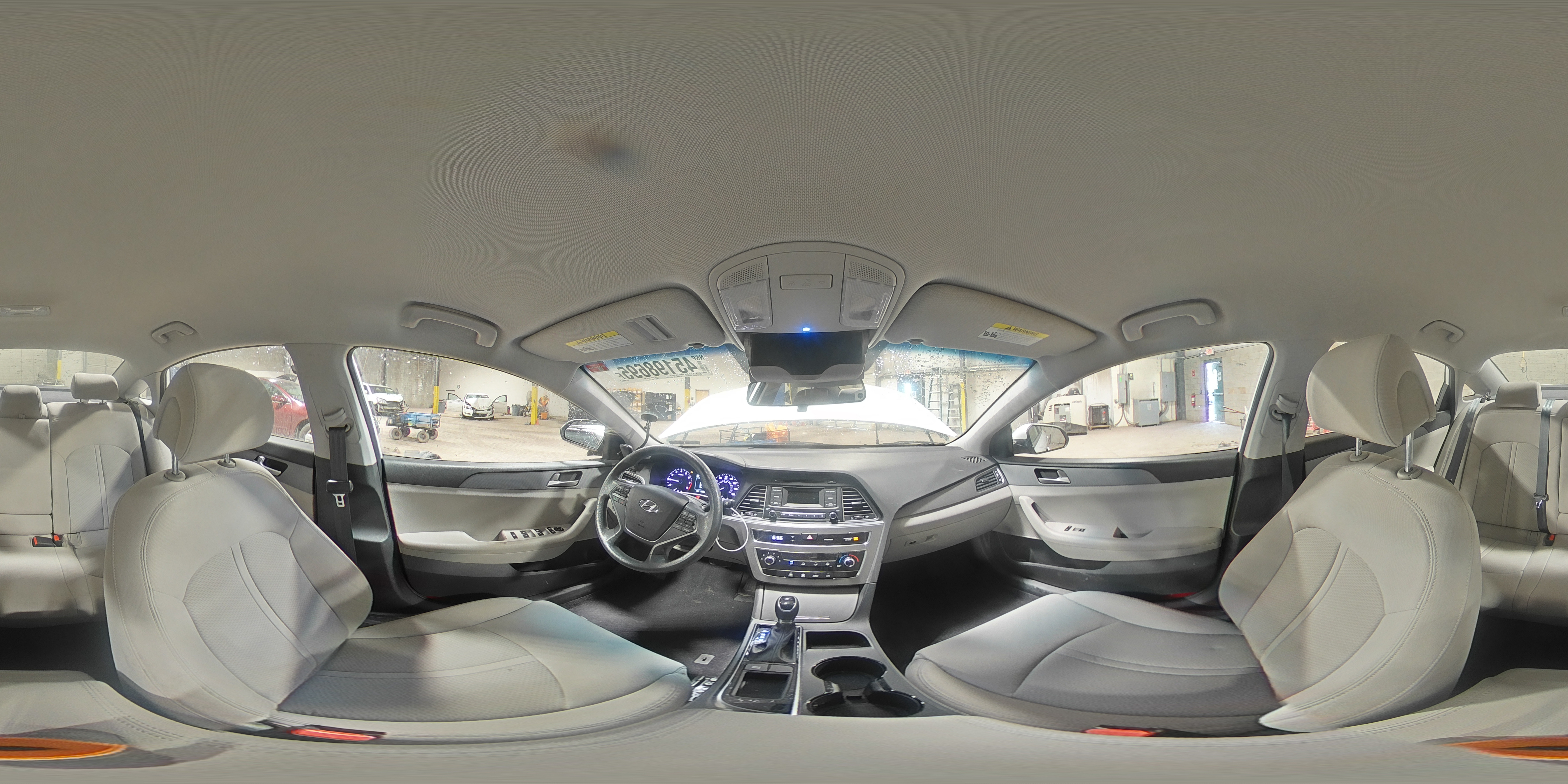 2017 Hyundai Sonata - Image 14