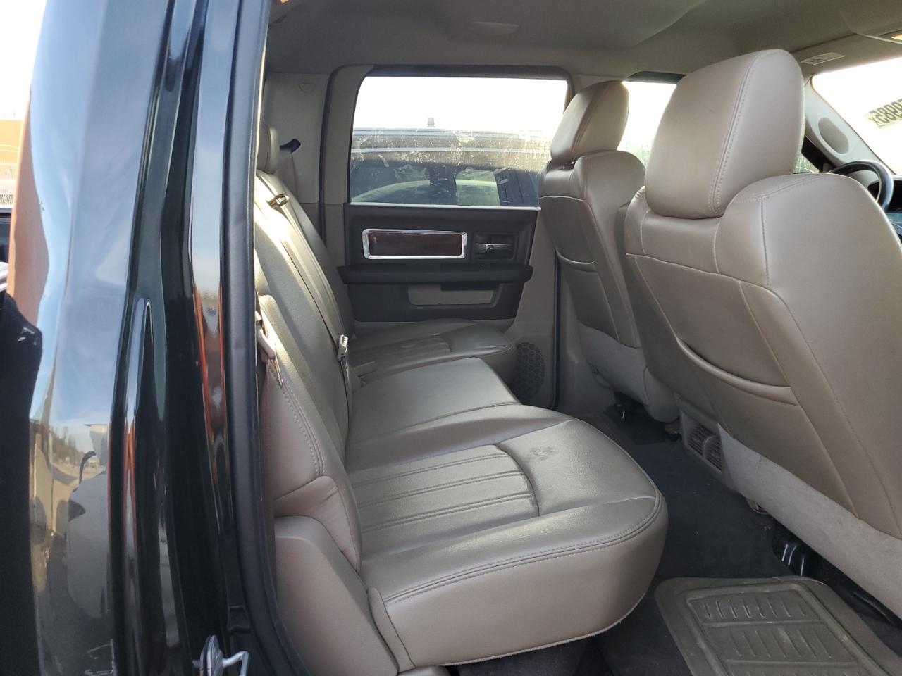 2009 Dodge RAM - Image 11