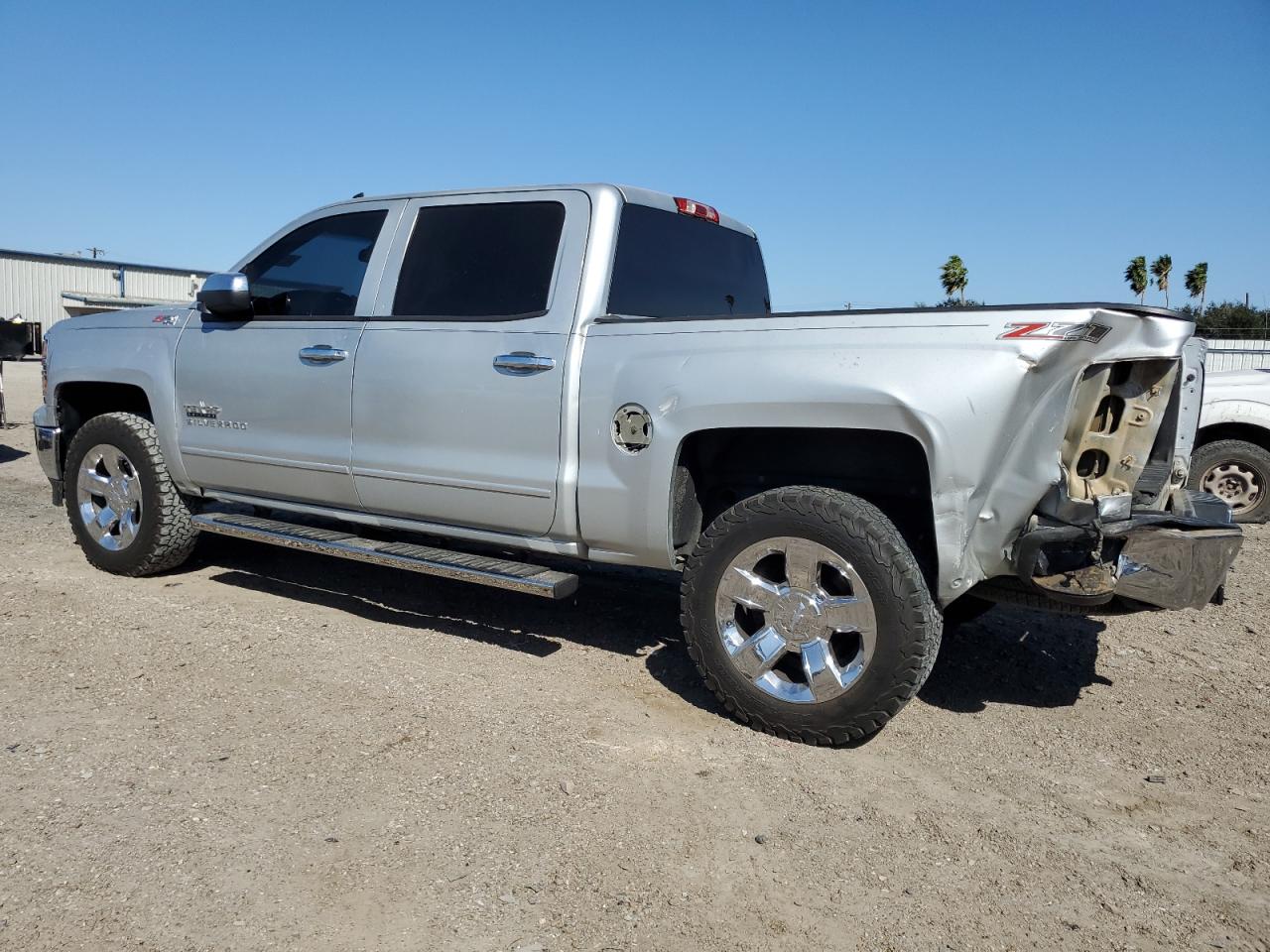 2015 Chevrolet Silverado - Image 2