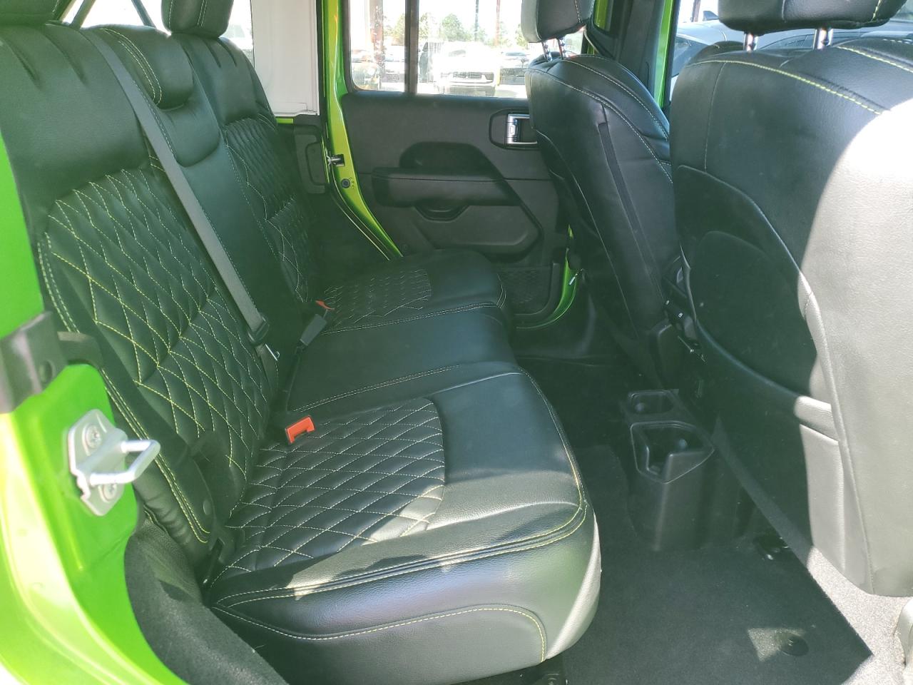 2019 Jeep Wrangler - Image 11