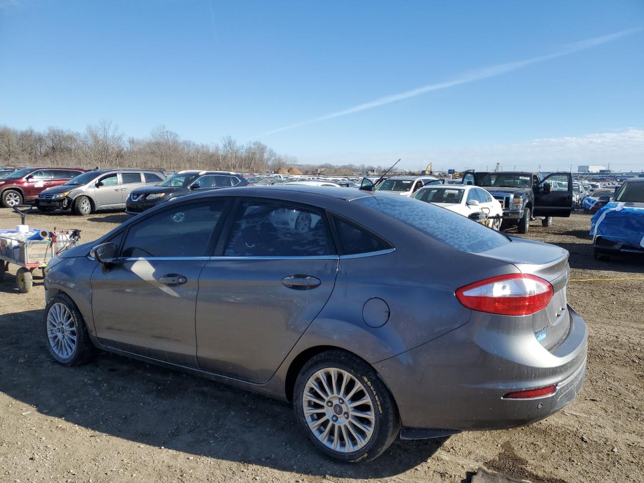 2014 Ford Fiesta - Image 2