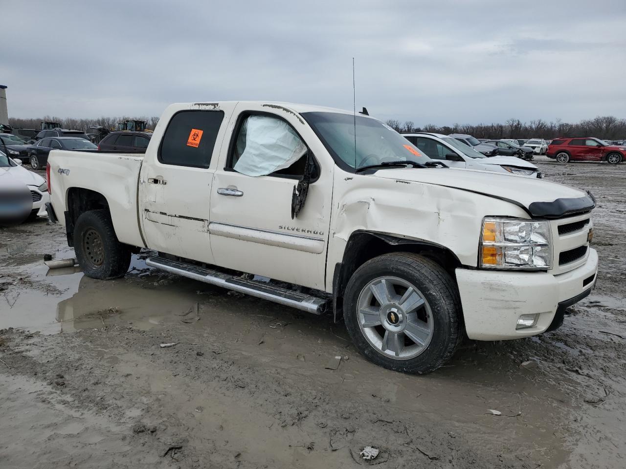 2012 Chevrolet Silverado - Image 4