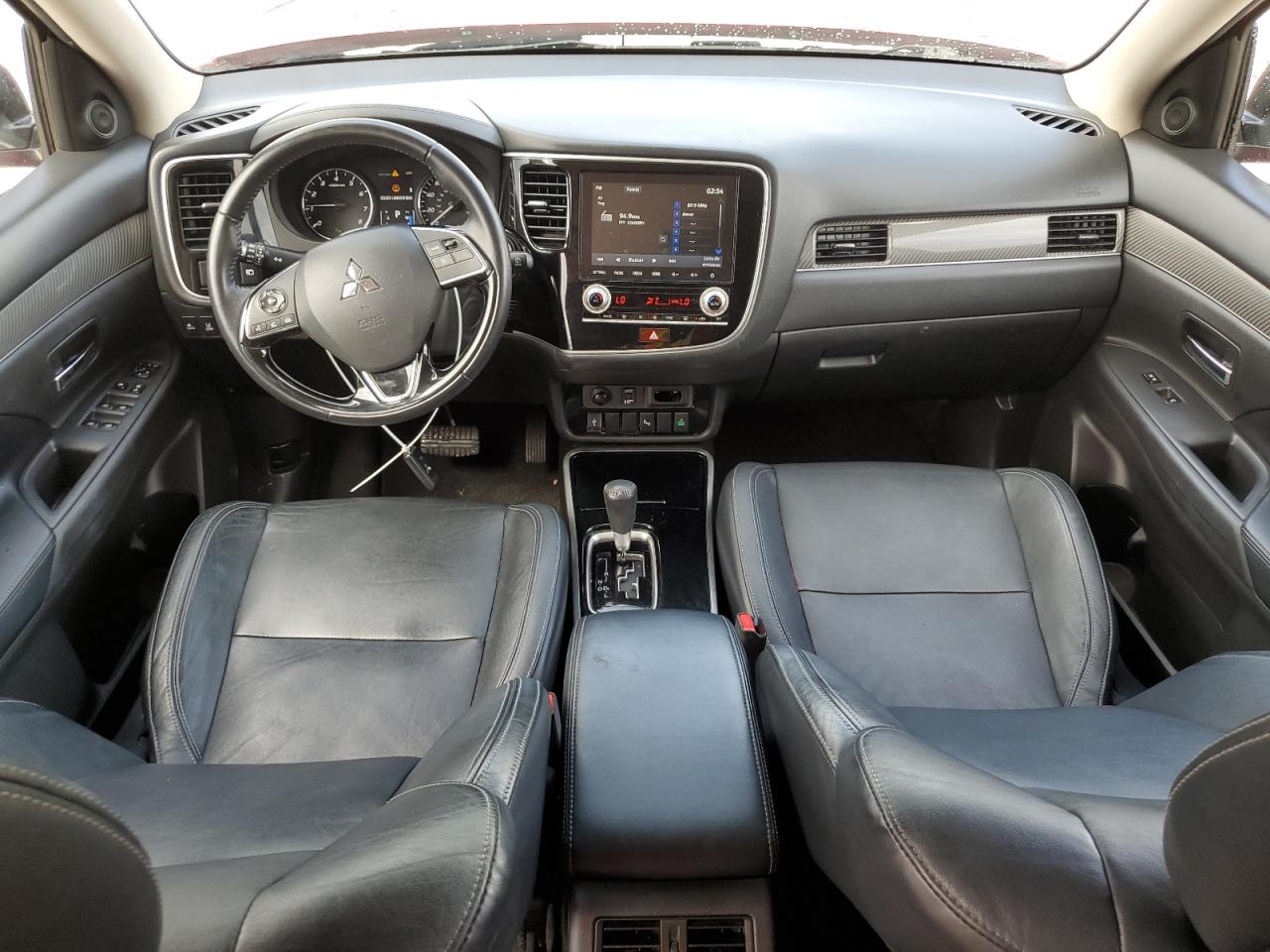 2020 Mitsubishi Outlander - Image 8