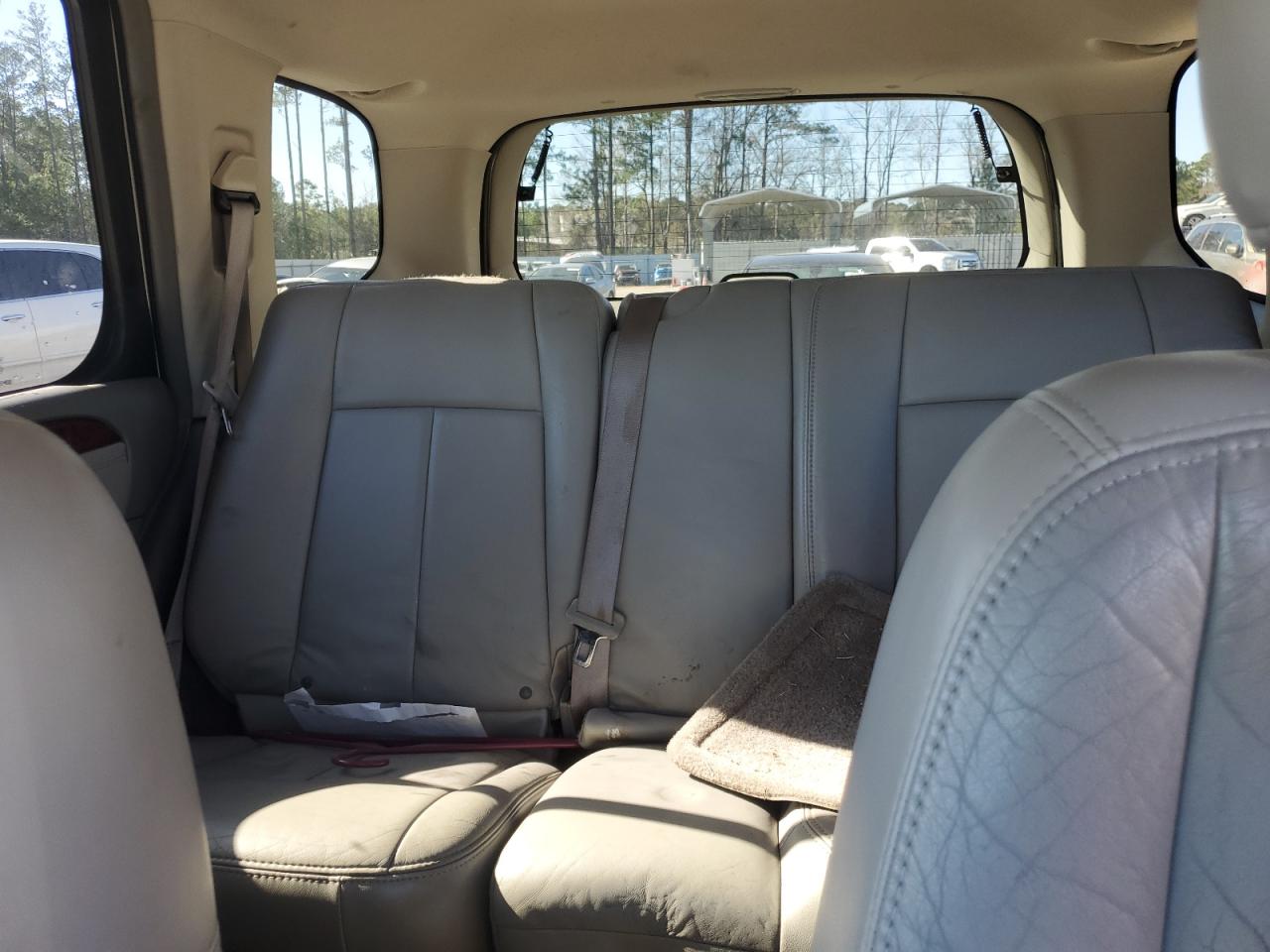 2006 GMC Envoy - Image 10