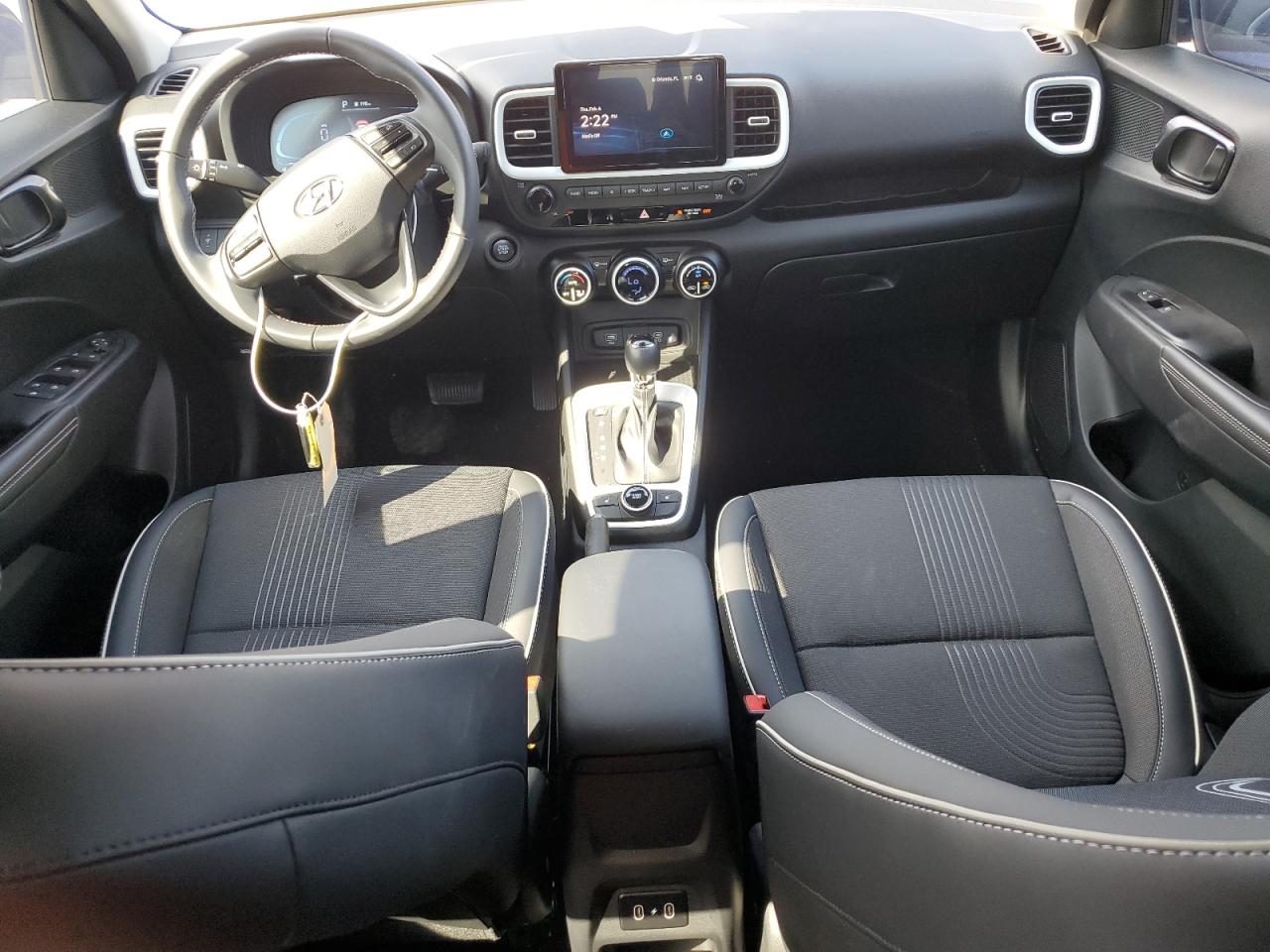 2024 Hyundai Venue - Image 8