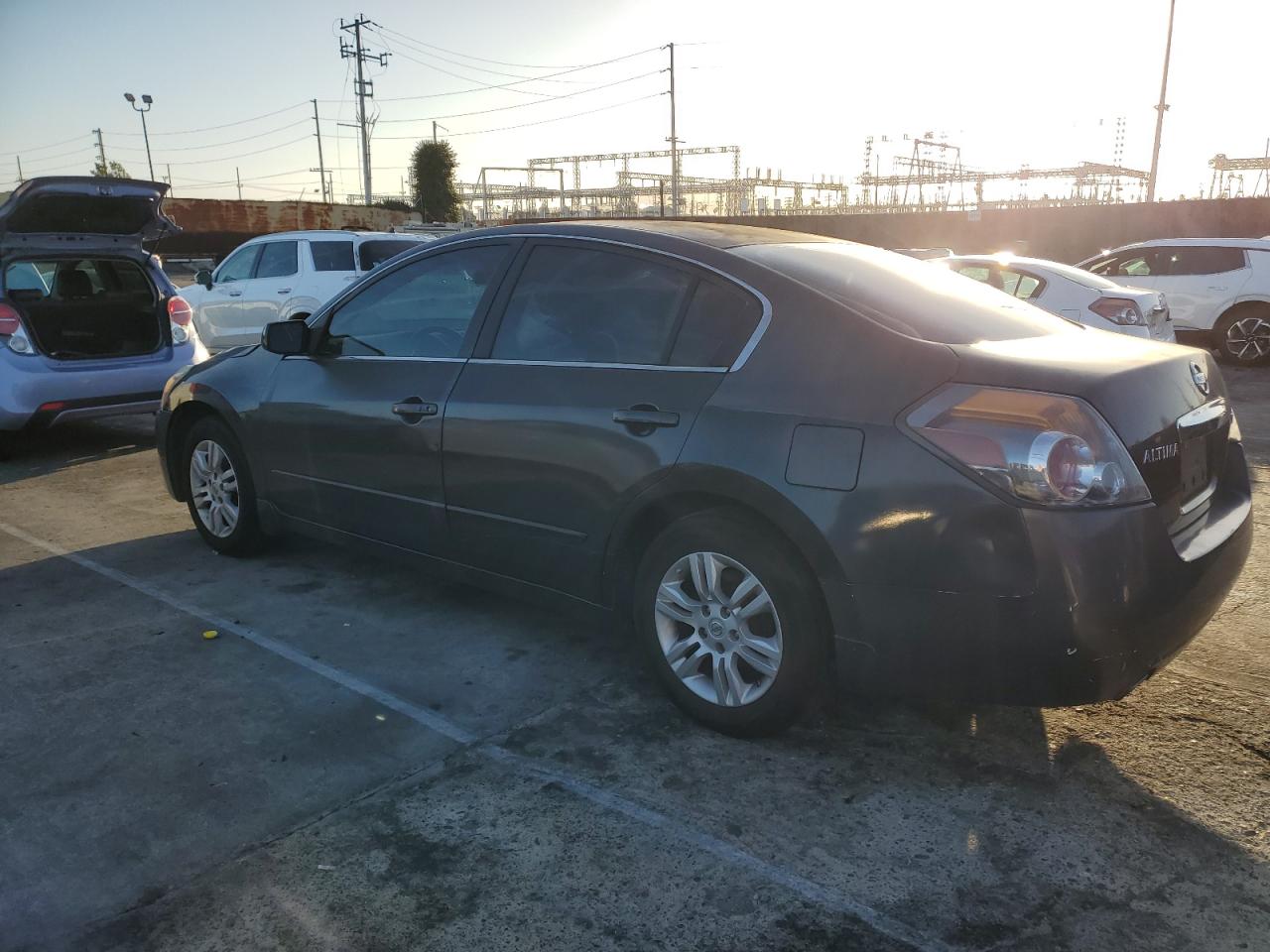 2011 Nissan Altima - Image 2