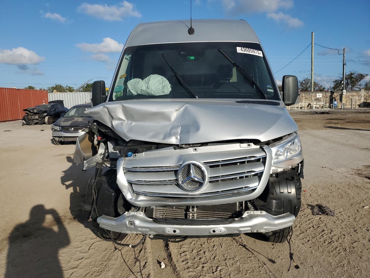 2019 Mercedes-Benz Sprinter - Image 5