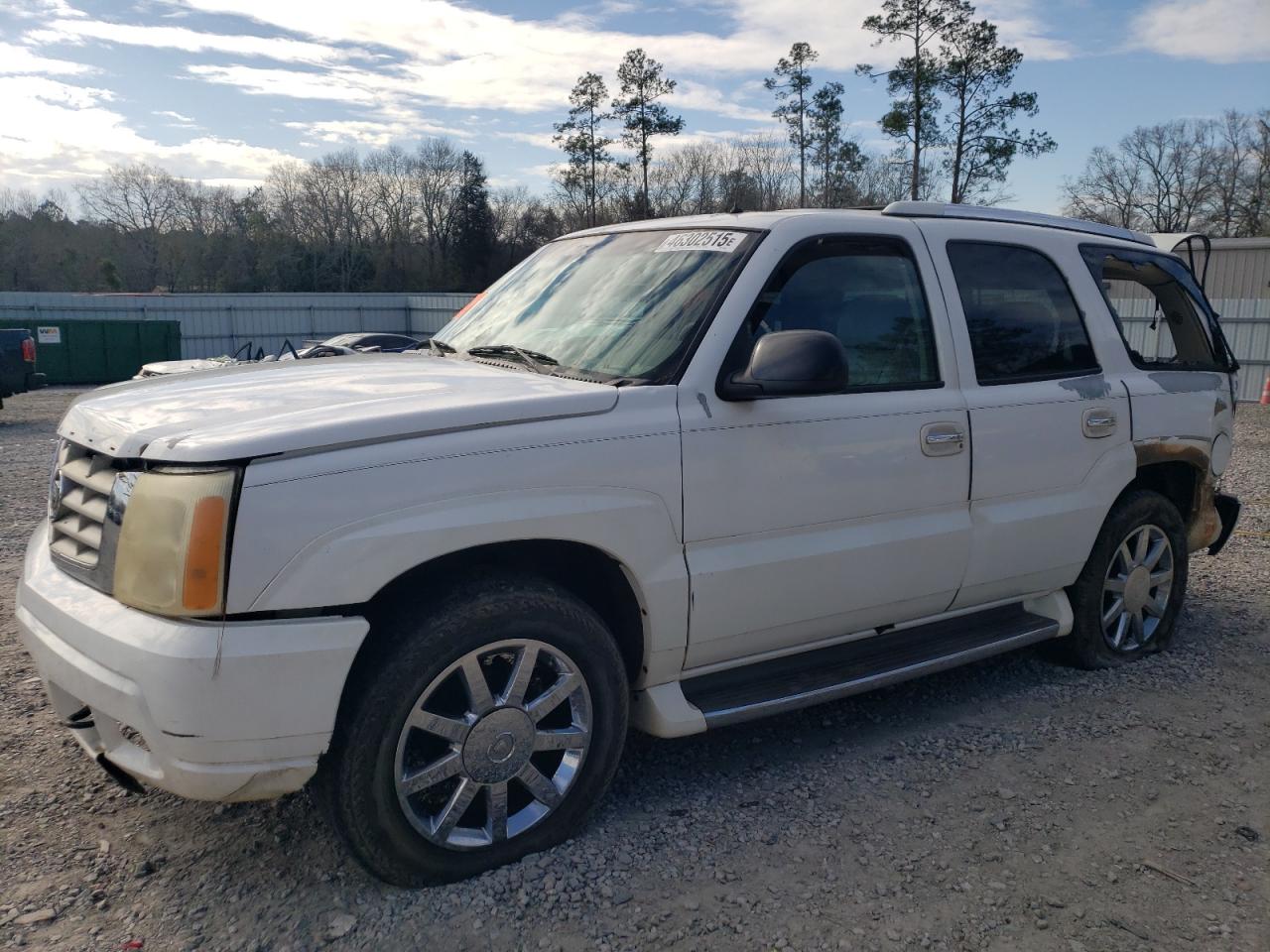 2002 Cadillac Escalade Luxury for Sale in Augusta, GA - Rear End