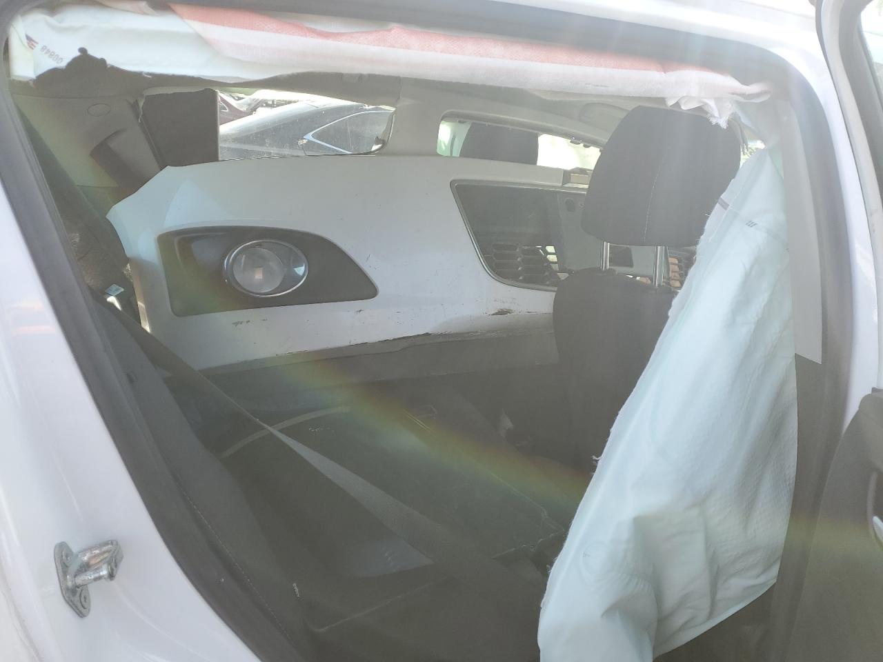 2012 Chevrolet Sonic - Image 11