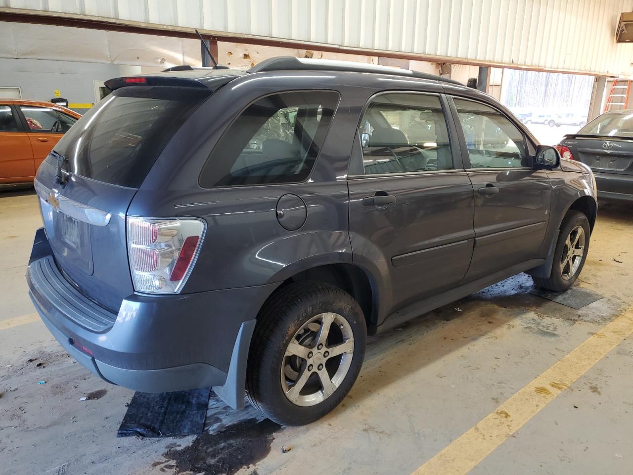 2007 Chevrolet Equinox - Image 3