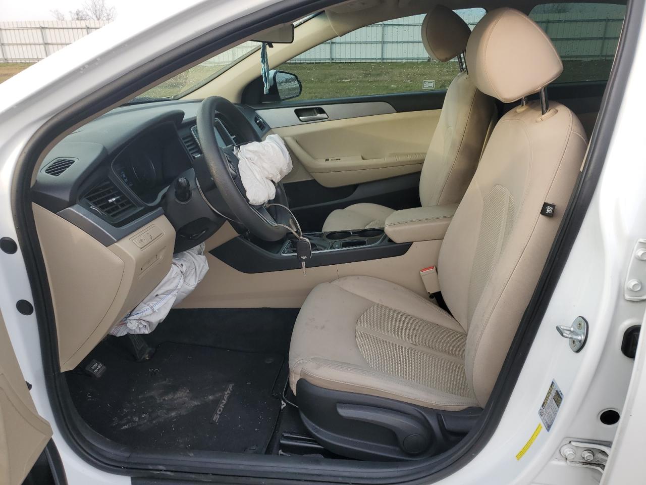 2019 Hyundai Sonata - Image 7