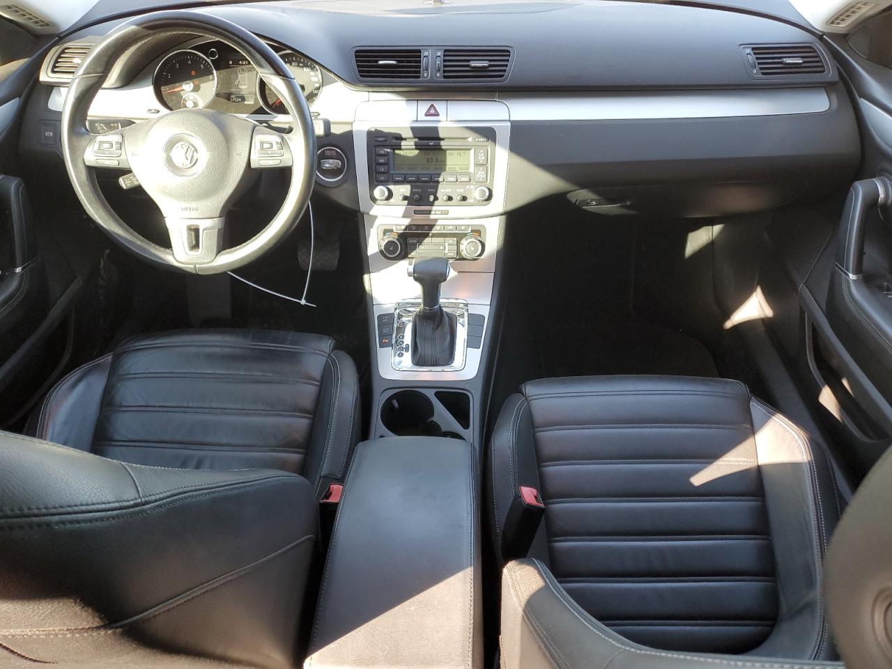 2009 Volkswagen Passat CC - Image 8