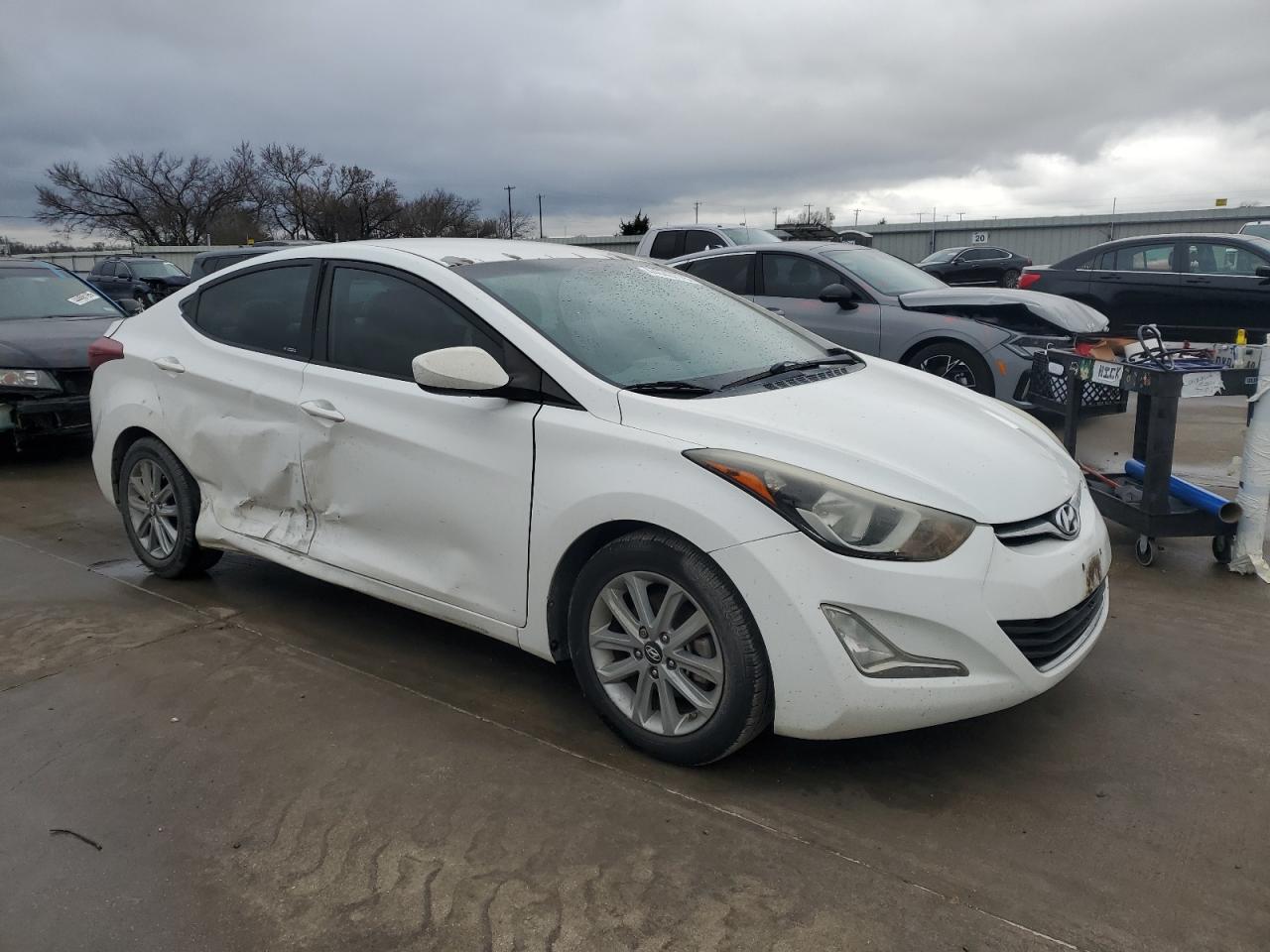 2014 Hyundai Elantra - Image 4