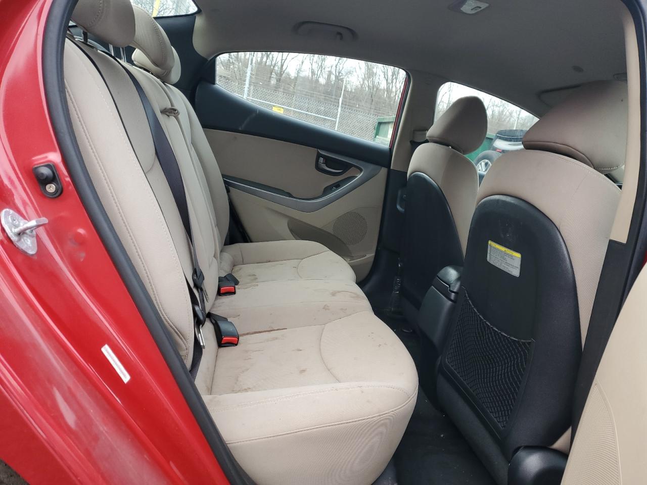 2014 Hyundai Elantra - Image 10