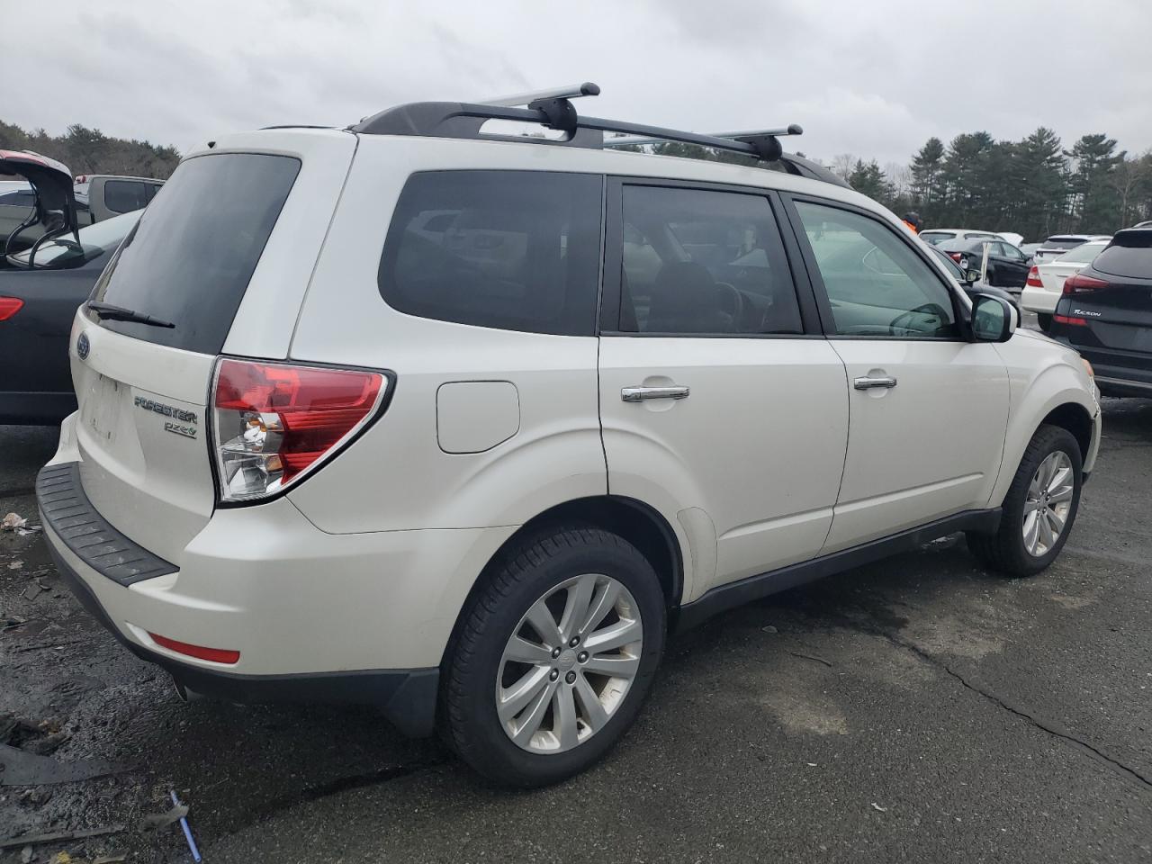 2013 Subaru Forester - Image 3