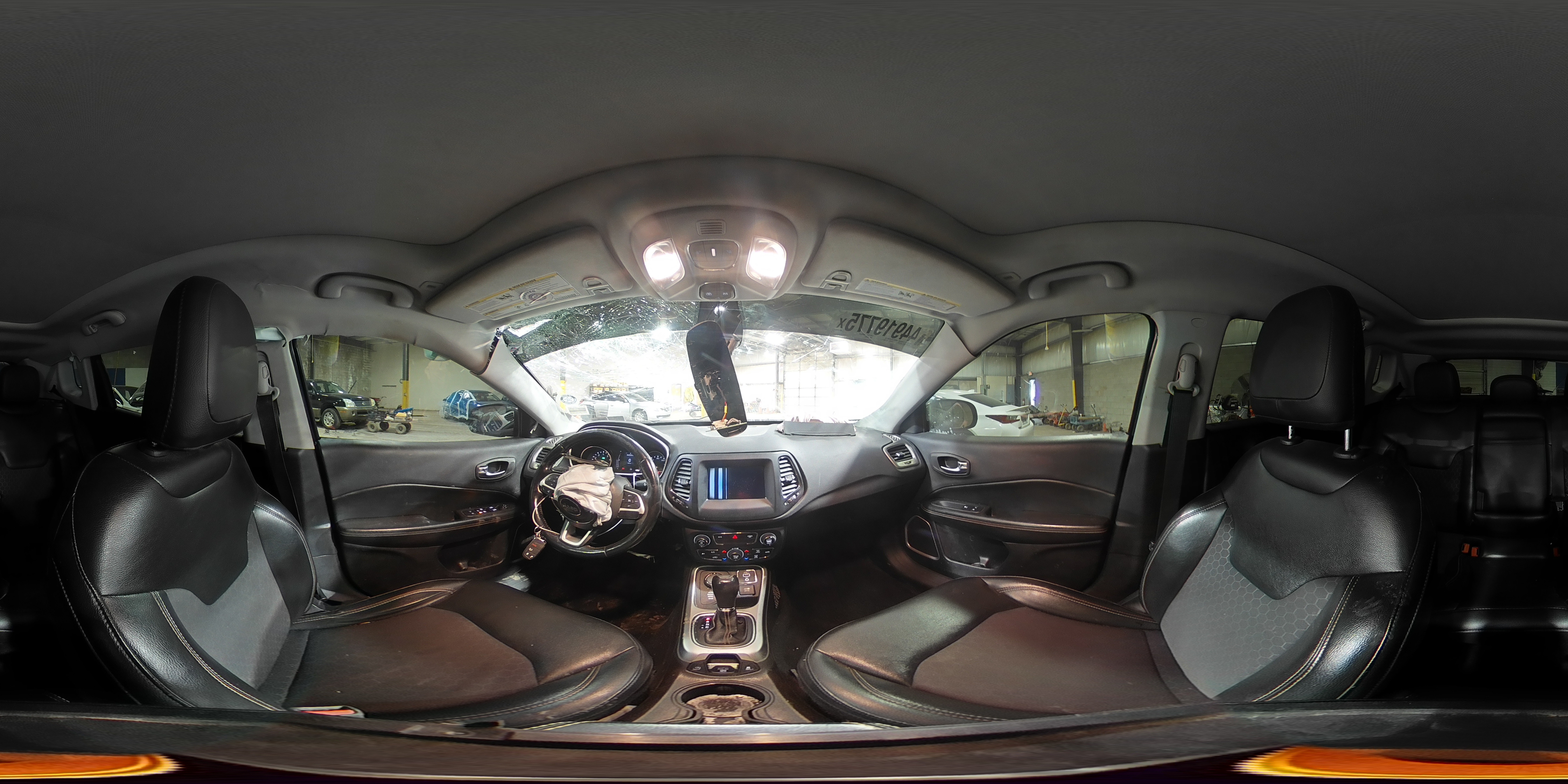 2019 Jeep Compass - Image 16