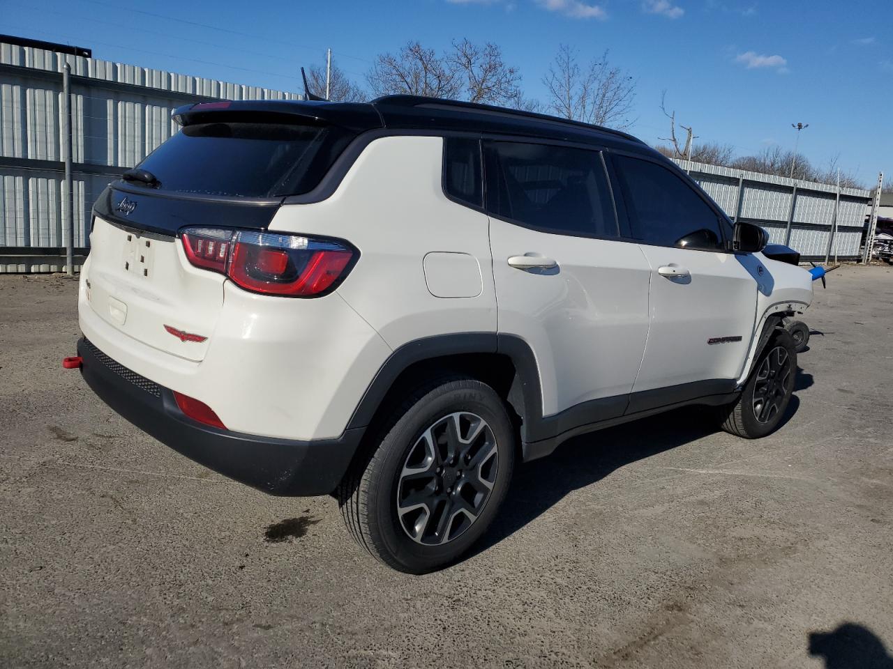 2020 Jeep Compass - Image 3
